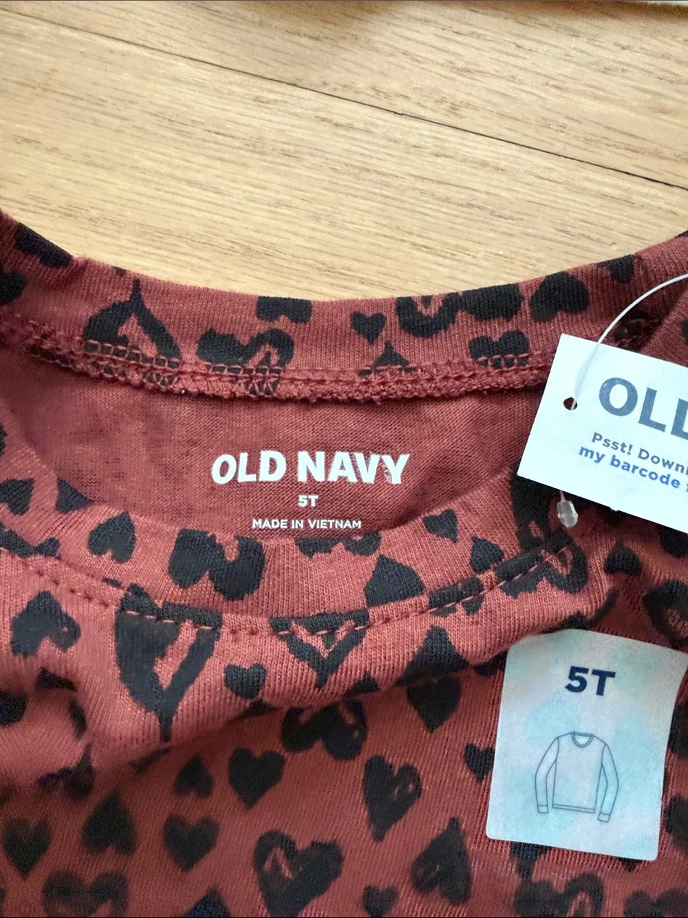 Old Navy Cream Long-Sleeve Tee with Floral Wreath Graphic